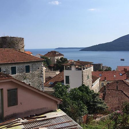 Apartment Simo Herceg Novi Buitenkant foto