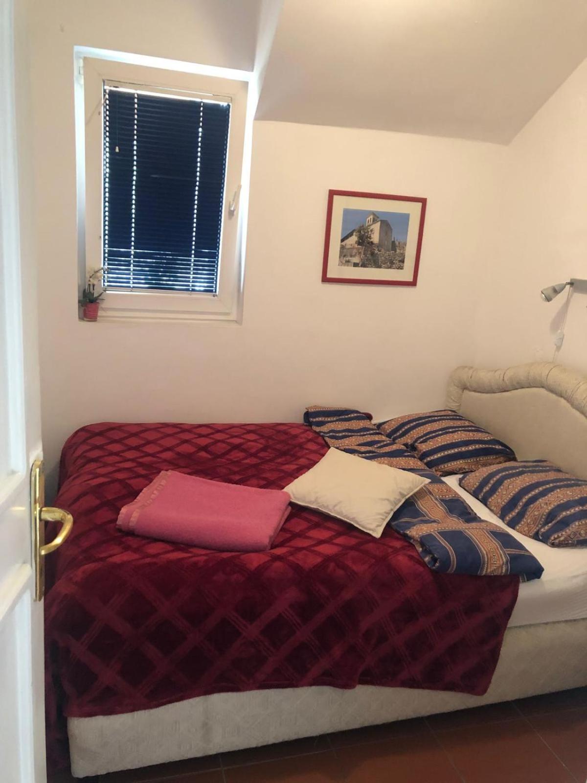 Apartment Simo Herceg Novi Buitenkant foto